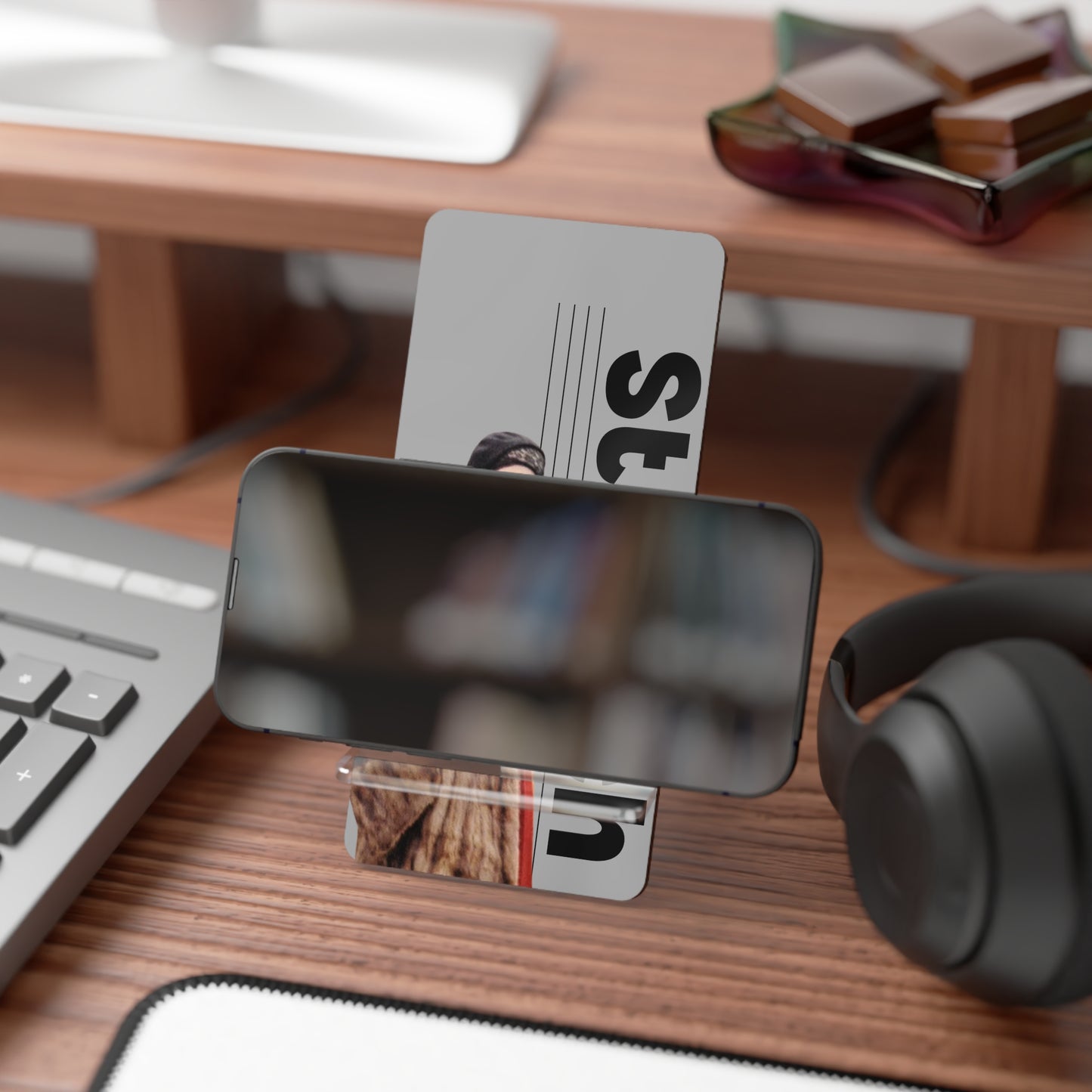 Lil Edie Beale Grey Gardens Phone Stand, Staunch Cell Phone Stand, Lil Edie Beale Design