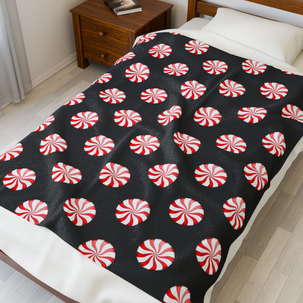 Festive Peppermint Plush Blanket, Cozy Holiday Throw, Christmas Decor, Gift for Loved Ones, Soft Fleece Blanket