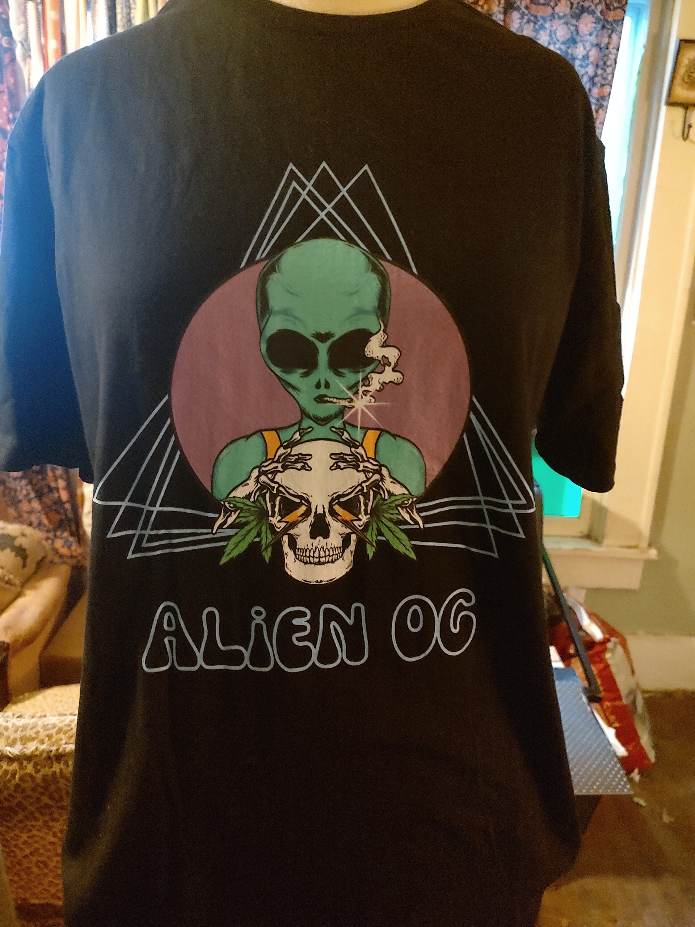 Alien Og marijuana strain t-shirt stoner 420 graphic tshirt cannabis lover reefer graphic t shirt gift trippy hippie vibes shirt