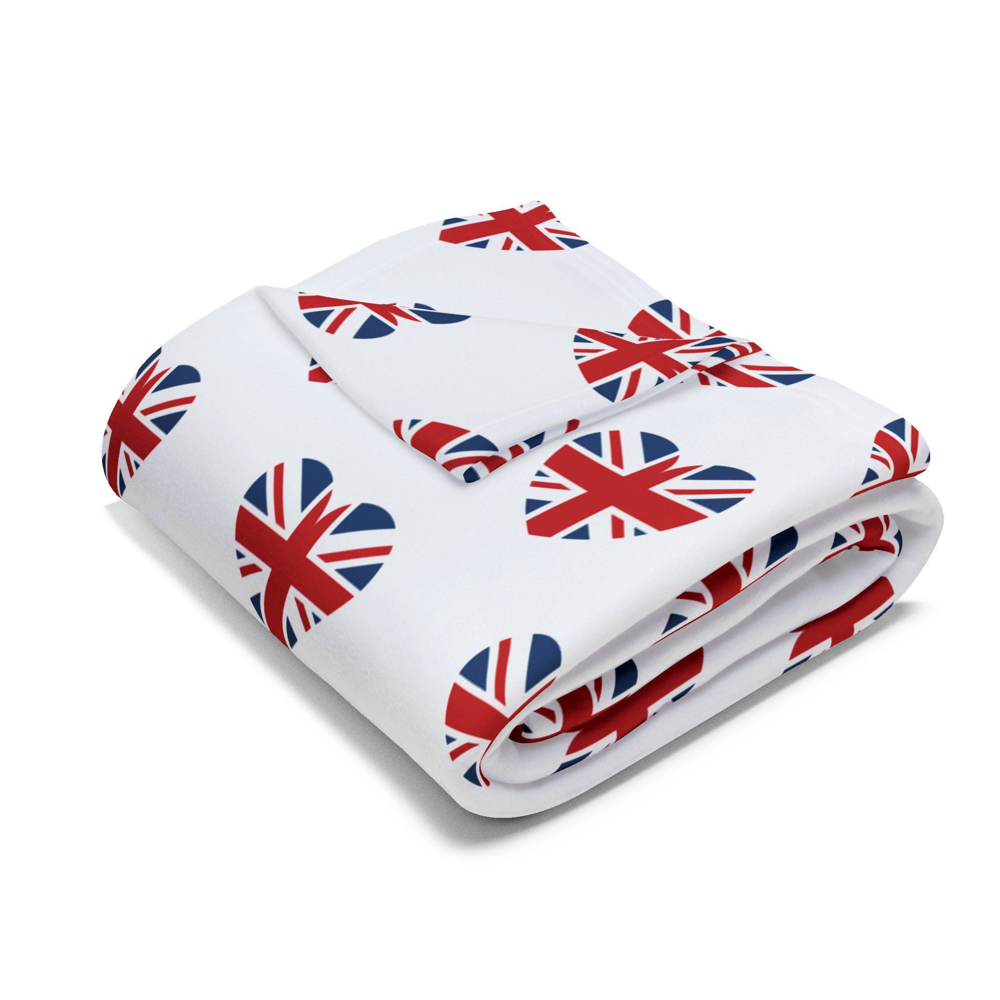 Brit Love Bliss: Heart-Shaped UK Flags Fleece Blanket - Cozy Up in Anglophile Chic!